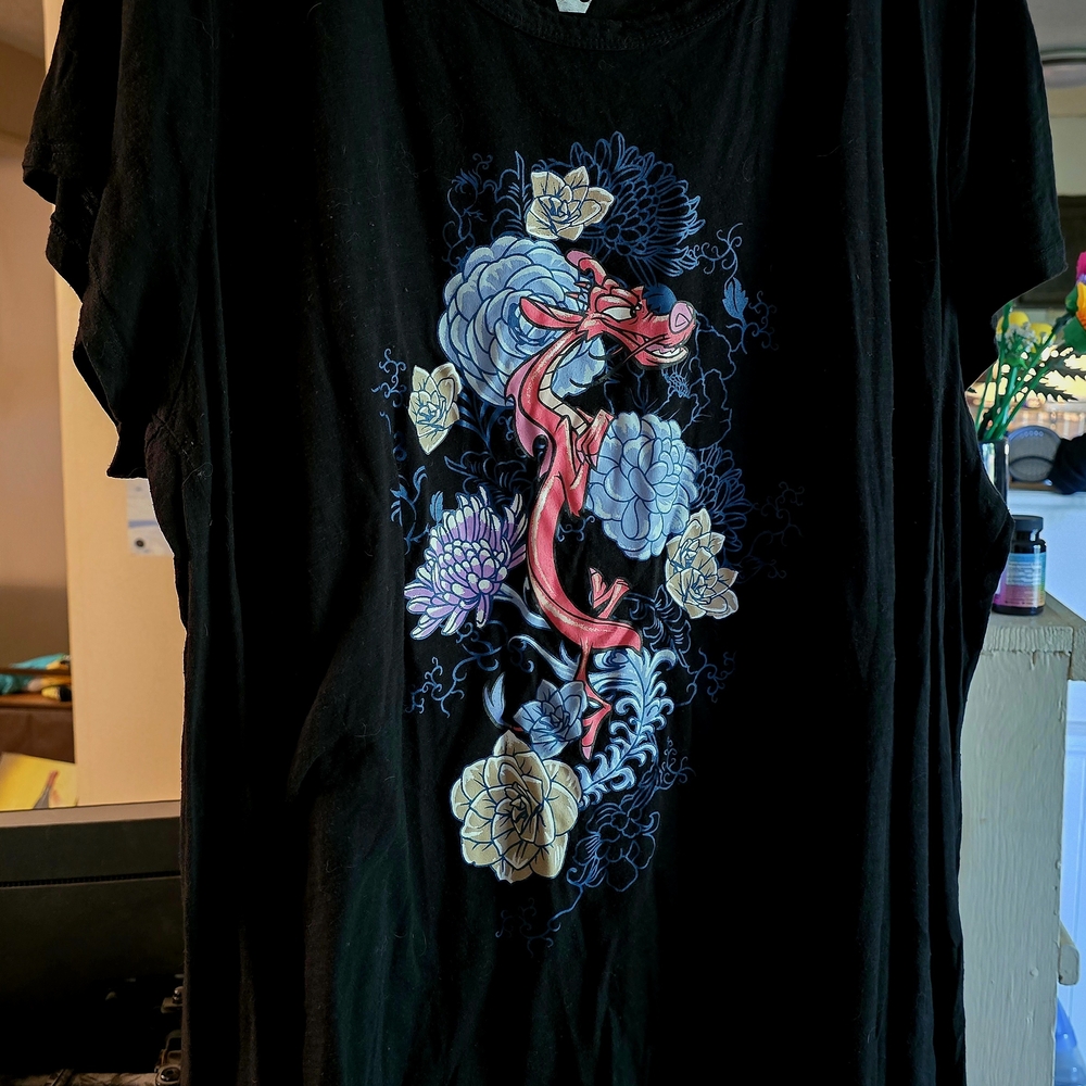 Torrid Black Disney Tee with Mushu Dragon From Mulan
